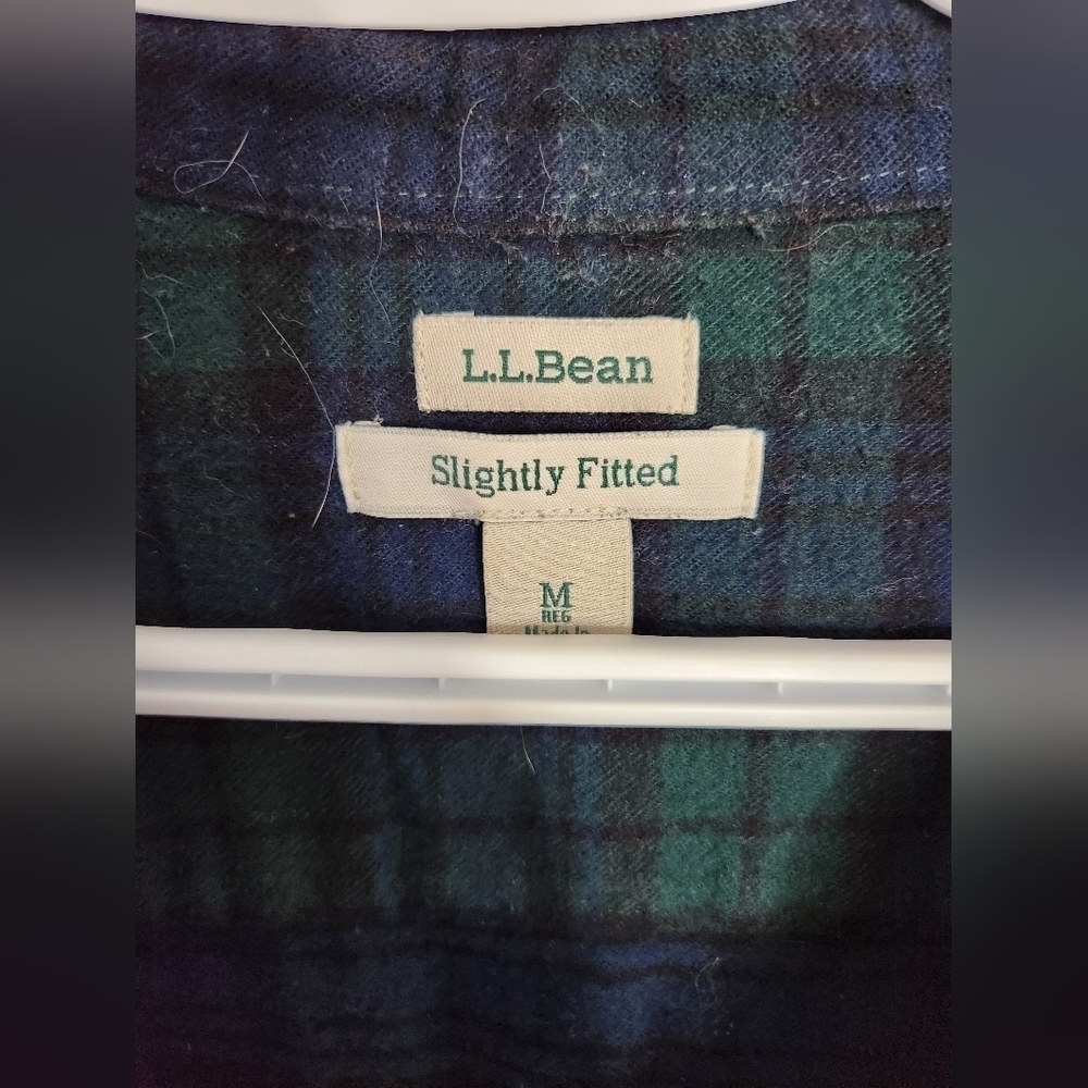 LL Bean scotch plaid flannel shirt Size Medium - Picture 5 of 8